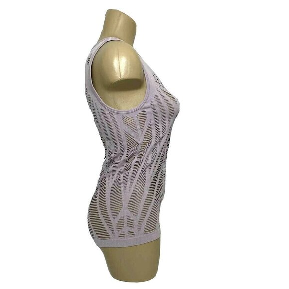 90⁰by Reflex Women's Medium Pale Lilac Sheer Textured Seamless Cut Out Tank Top - Picture 7 of 9